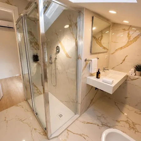 Appartement Luxury 10 Al Duomo Di Parma